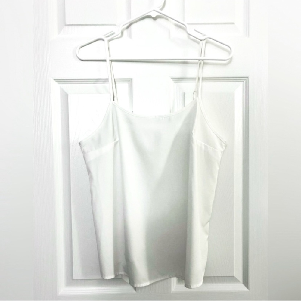 Tommy Hilfiger Semi-Sheer White Blouse w/ Sparkly Details - Picture 4 of 5